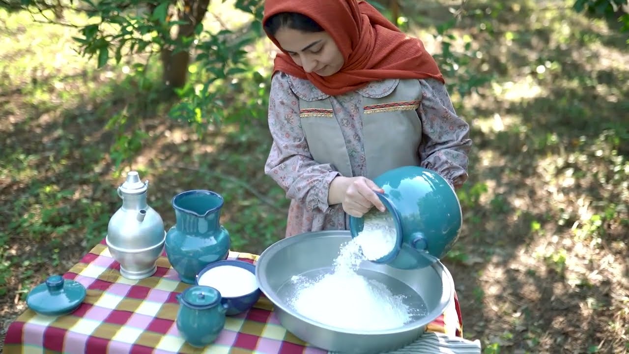 No One Expected THIS Inside a Traditional Persian Omelette!🍳🤯 img